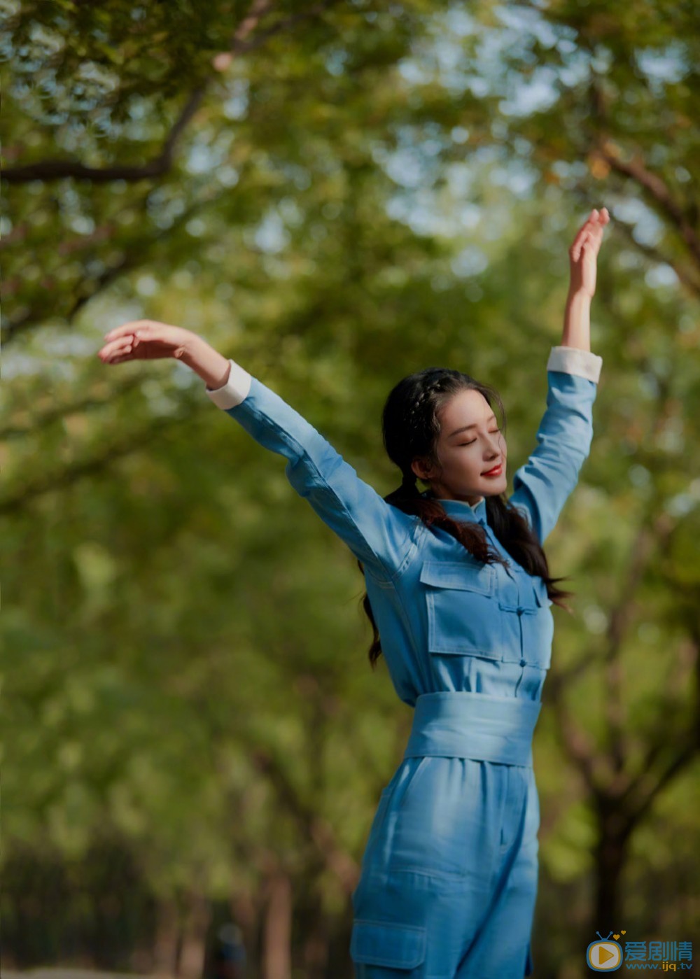 李沁甜美少女风写真 李沁甜美少女风写真
