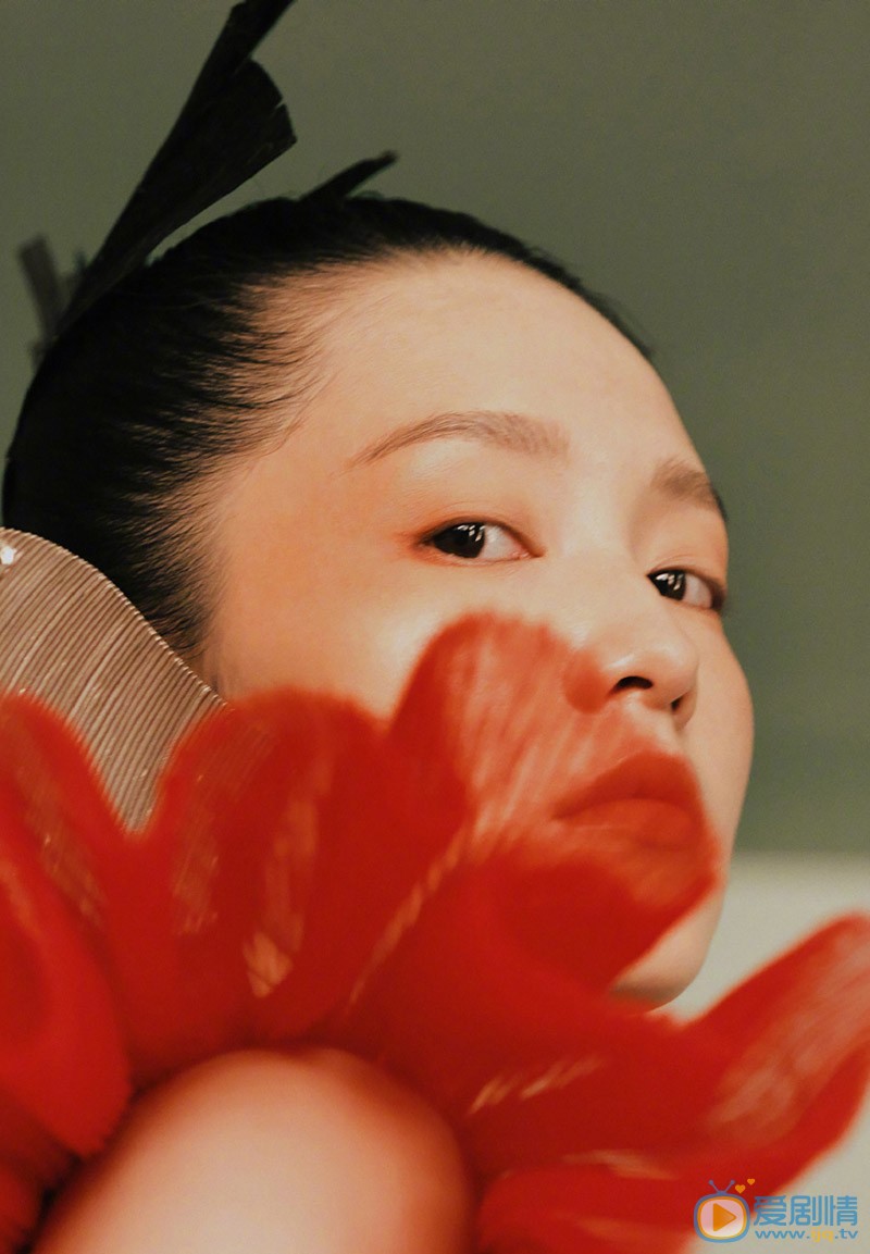 李沁温婉气质大片 李沁高清写真_李沁高清剧照