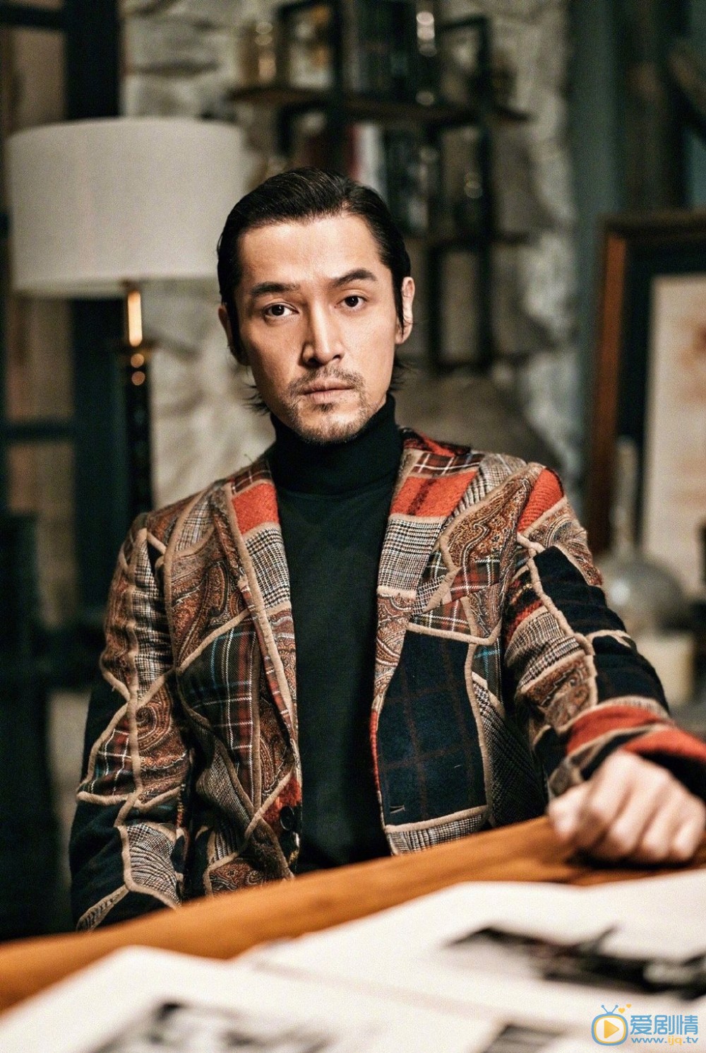 胡歌痞帅型男魅力写真 胡歌高清写真_胡歌高清剧照