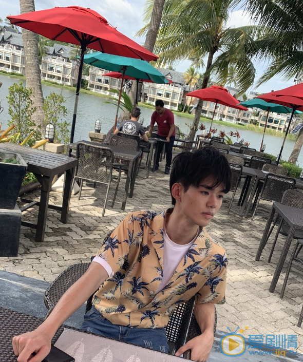 田瑞辉旅拍照 田瑞辉高清写真_田瑞辉高清剧照