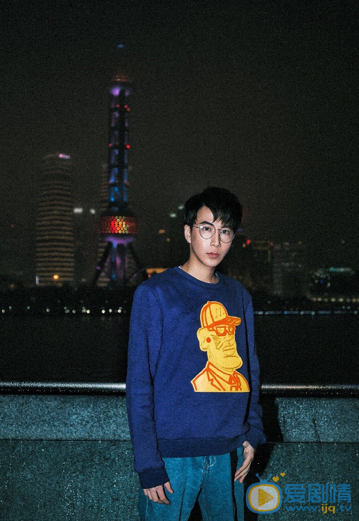 绛炅熠生活照 绛炅熠高清写真_绛炅熠高清剧照