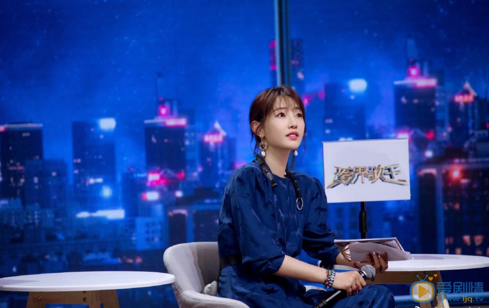 白百何温婉优雅活动照 白百何高清写真_白百何高清剧照
