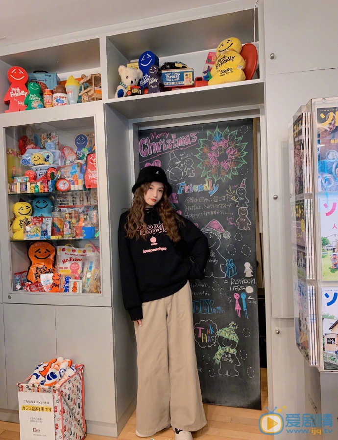 林小宅甜美生活照 林小宅高清写真_林小宅高清剧照