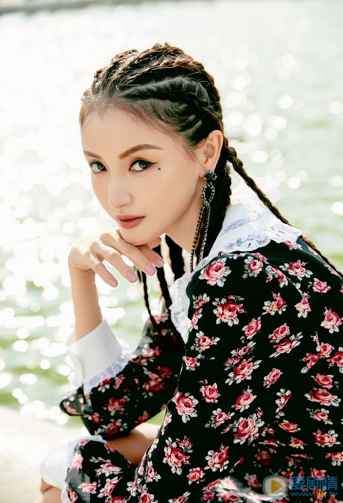 林小宅嘻哈风写真图片集