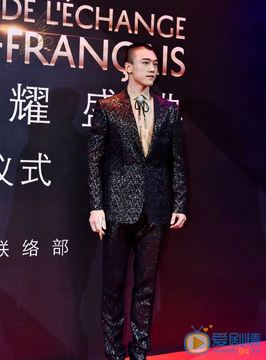 王鹏活动照写真 王鹏高清写真_王鹏高清剧照