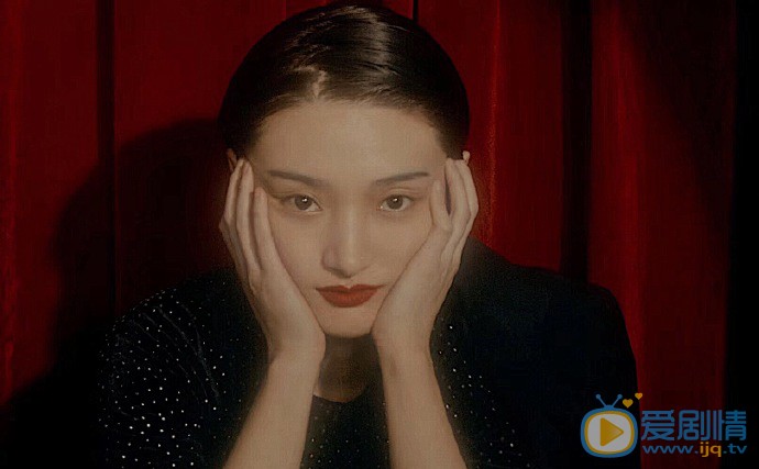 付小仙妩媚红唇写真大片 付小仙高清写真_付小仙高清剧照