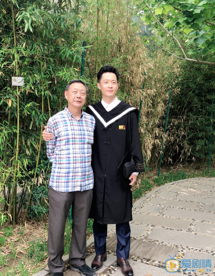 赵倬霆毕业照 赵倬霆高清写真_赵倬霆高清剧照