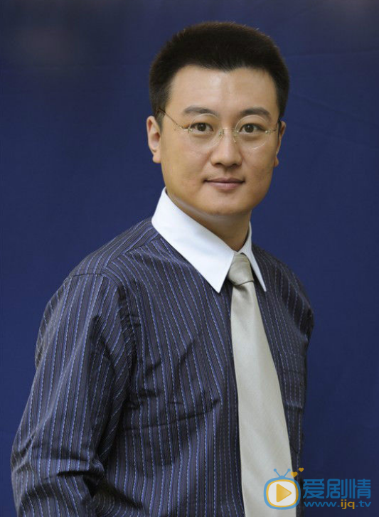 张航警服写真 张航高清写真_张航高清剧照