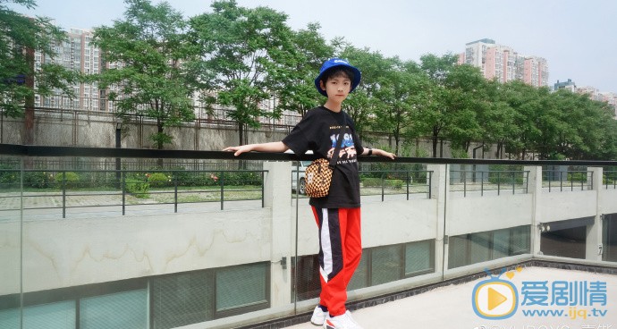 孙嘉锴青春活力照 孙嘉锴高清写真_孙嘉锴高清剧照