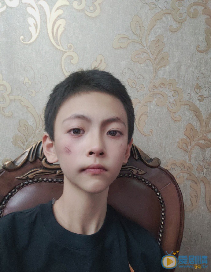 孙嘉锴万圣节装扮 孙嘉锴高清写真_孙嘉锴高清剧照