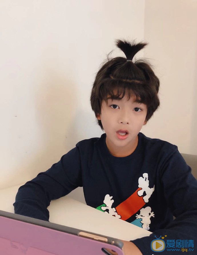 李林孖高清图片集 李林孖高清写真_李林孖高清剧照