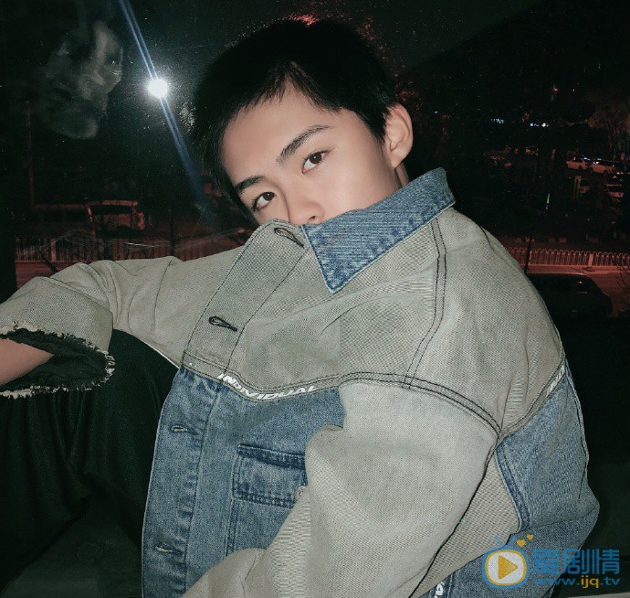 刘冠毅日常生活照图片 刘冠毅高清写真_刘冠毅高清剧照