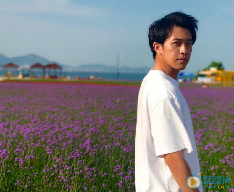 耿强慵懒文艺写真 耿强高清写真_耿强高清剧照