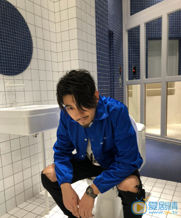 王希随性写真 王希高清写真_王希高清剧照