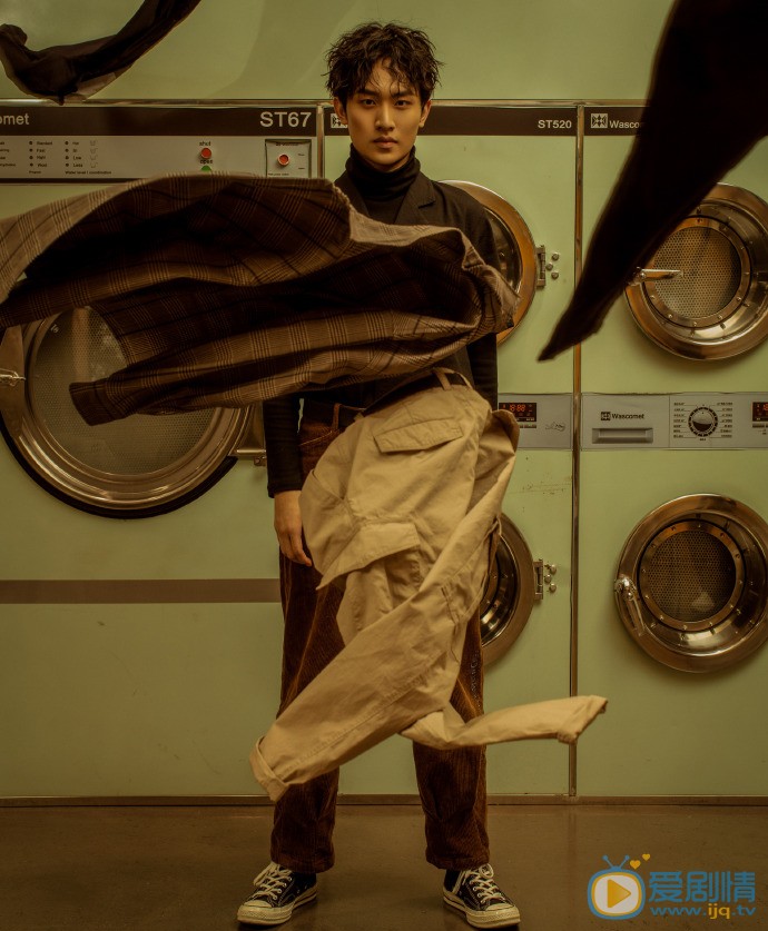顾天航酷帅时尚写真 顾天航高清写真_顾天航高清剧照
