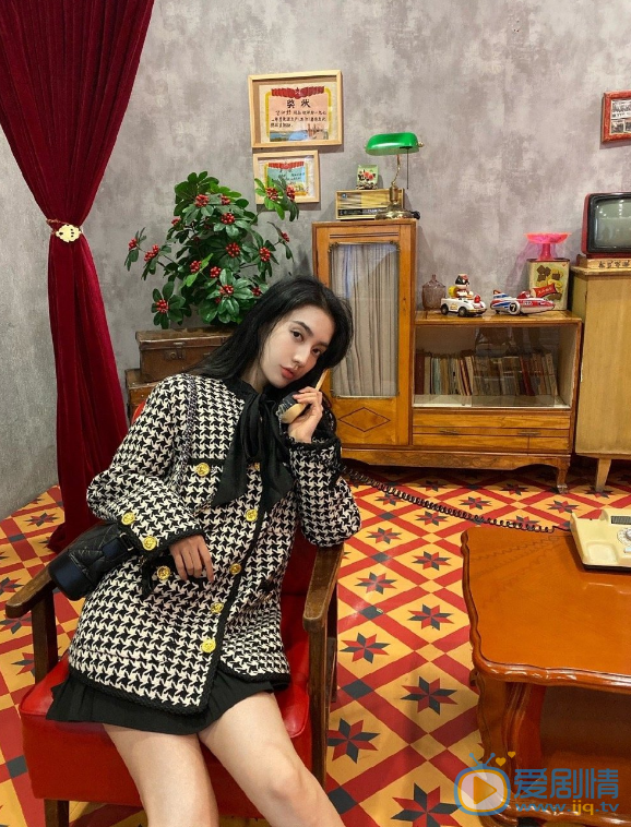 王美琪旅拍照图片 王美琪高清写真_王美琪高清剧照