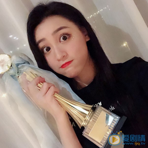 钱蓓婷甜美自拍照 钱蓓婷高清写真_钱蓓婷高清剧照