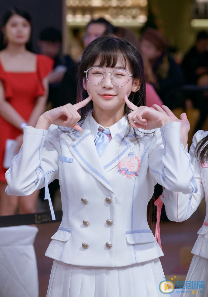 李诗绮唯美照图片 李诗绮高清写真_李诗绮高清剧照