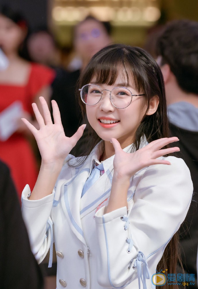 李诗绮唯美照图片 李诗绮高清写真_李诗绮高清剧照