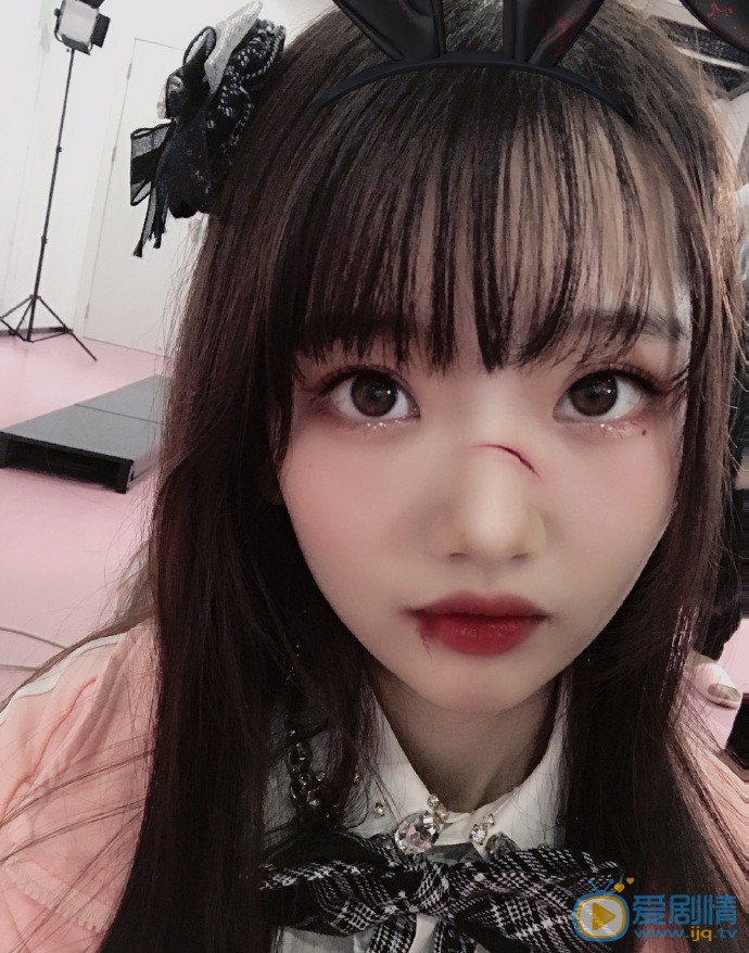 朱苓卖萌自拍照 朱苓高清写真_朱苓高清剧照