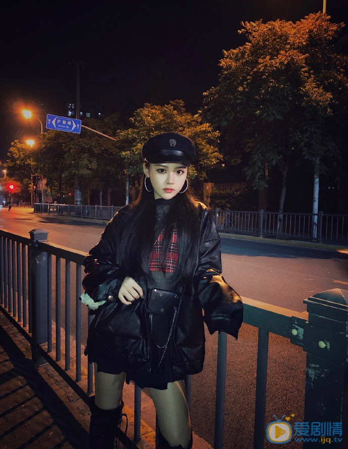 王俞然日常生活照 王俞然高清写真_王俞然高清剧照