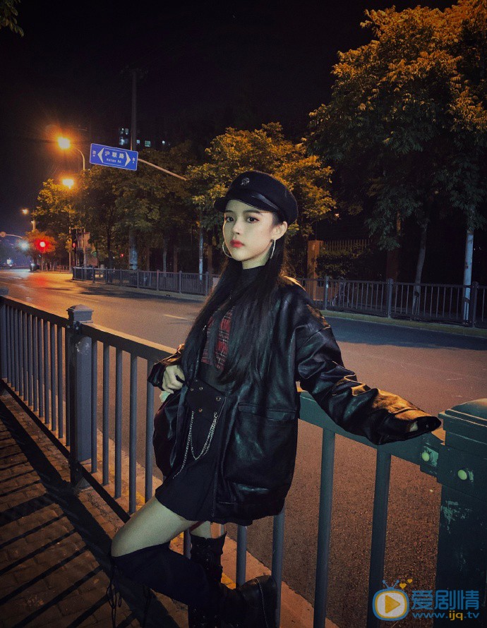 王俞然日常生活照 王俞然高清写真_王俞然高清剧照