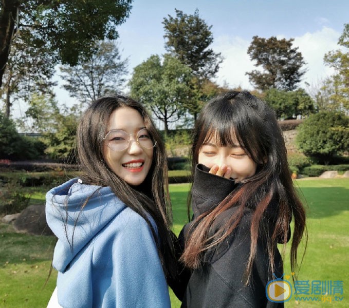 乐靓日常生活照图片 乐靓高清写真_乐靓高清剧照