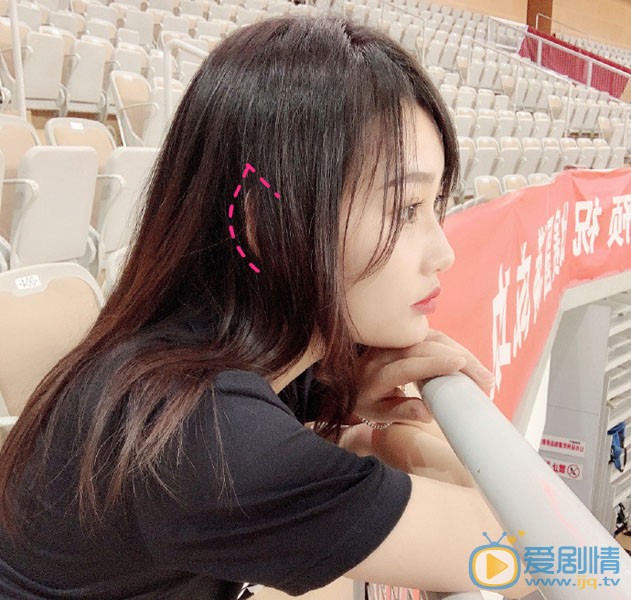 乐靓日常生活照图片 乐靓高清写真_乐靓高清剧照