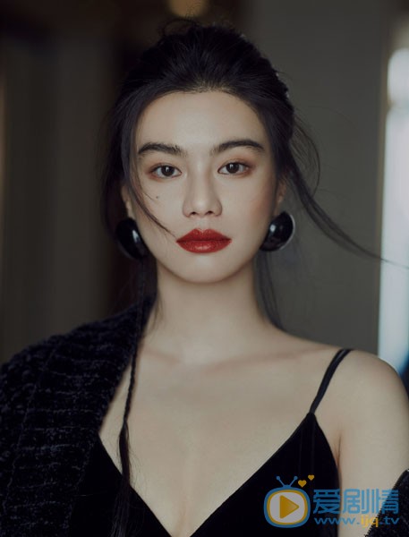 李蔓瑄性感魅力照 李蔓瑄高清写真_李蔓瑄高清剧照