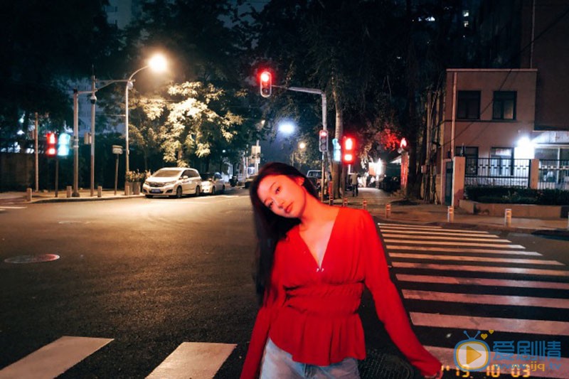祁忆生活照图片 祁忆高清写真_祁忆高清剧照