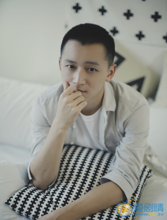 何其炜写真图片 何其炜高清写真_何其炜高清剧照