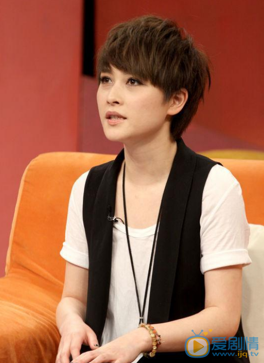 厉娜短发写真 厉娜高清写真_厉娜高清剧照