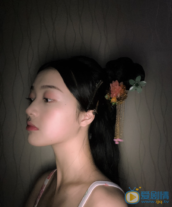 成止微剧照 成止微高清写真_成止微高清剧照