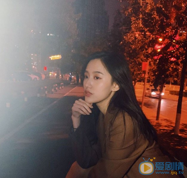 李源冰高清写真 李源冰高清写真_李源冰高清剧照