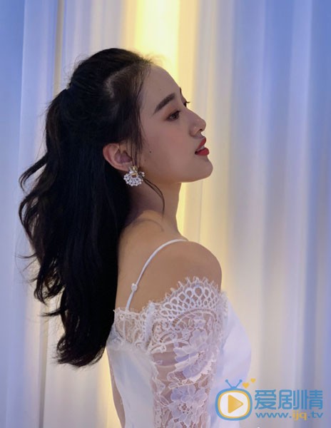 李源冰性感照图片 李源冰高清写真_李源冰高清剧照