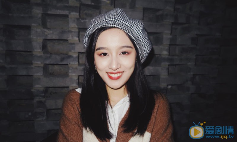 李源冰日常生活照图片 李源冰高清写真_李源冰高清剧照