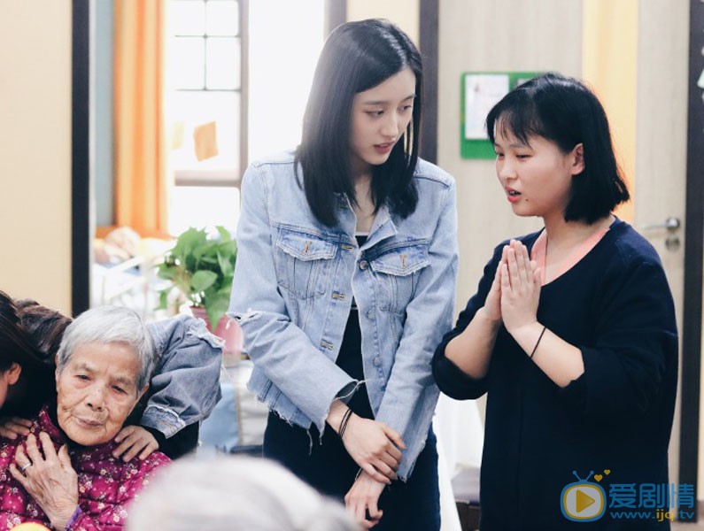 李源冰图片 李源冰高清写真_李源冰高清剧照