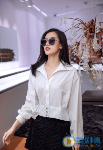 李源冰高清图片 李源冰高清写真_李源冰高清剧照