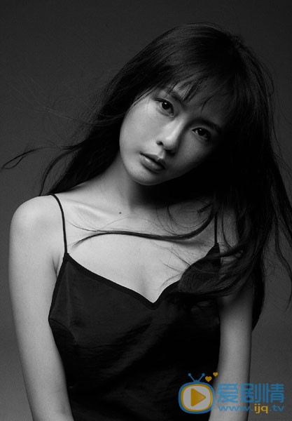 王心嫚黑白写真图片 王心嫚高清写真_王心嫚高清剧照