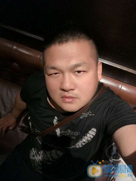李冲日常生活照图片 李冲高清写真_李冲高清剧照