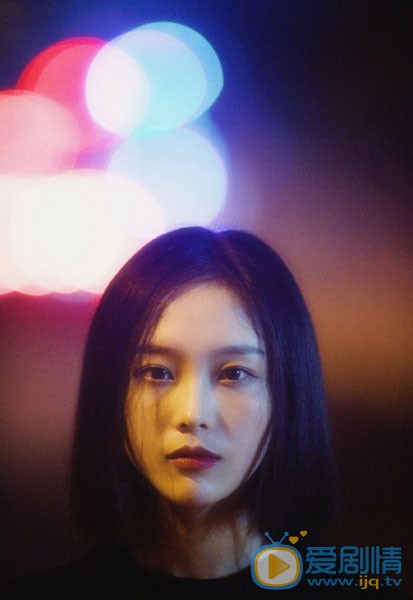 王雅乐写真图片
