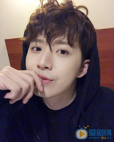 喻大维日常生活照图片 喻大维高清写真_喻大维高清剧照