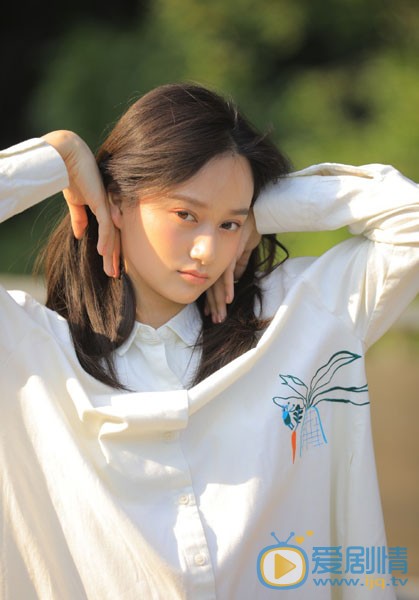 夏梦甜美生活照 夏梦高清写真_夏梦高清剧照