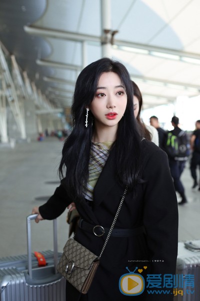 王梦妤机场照图片 王梦妤高清写真_王梦妤高清剧照