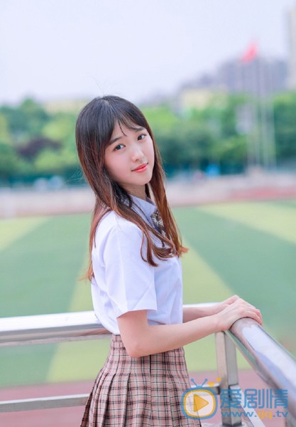 王姝慧校园写真 王姝慧高清写真_王姝慧高清剧照