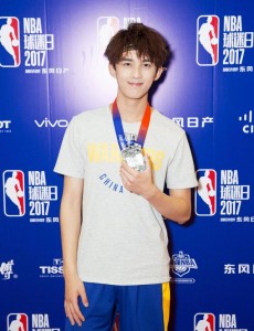 吴磊有老婆了吗？吴磊真正的女朋友是谁？