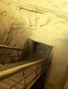 最邪门古墓 盗墓贼进去无一生还