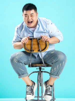 柏智杰