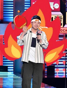 脱口秀大会冠军被亚军瞧不起？究竟是怎么回事？