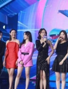 乘风破浪的姐姐加更,网友们都坐不住了